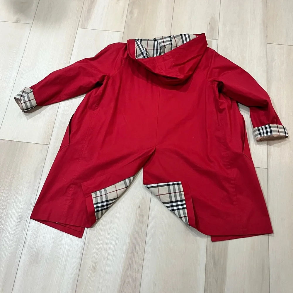 Red - Picture 3 of 3